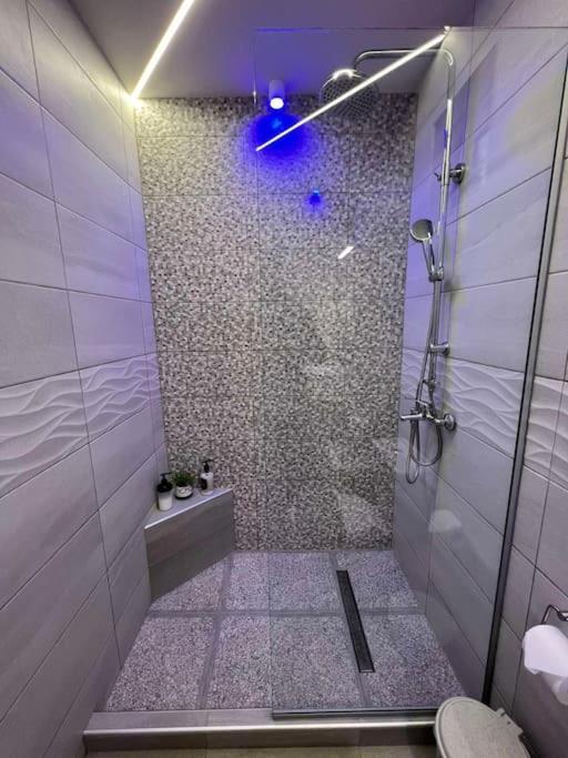 Natural House With Pool & Private Parking Holiday home *