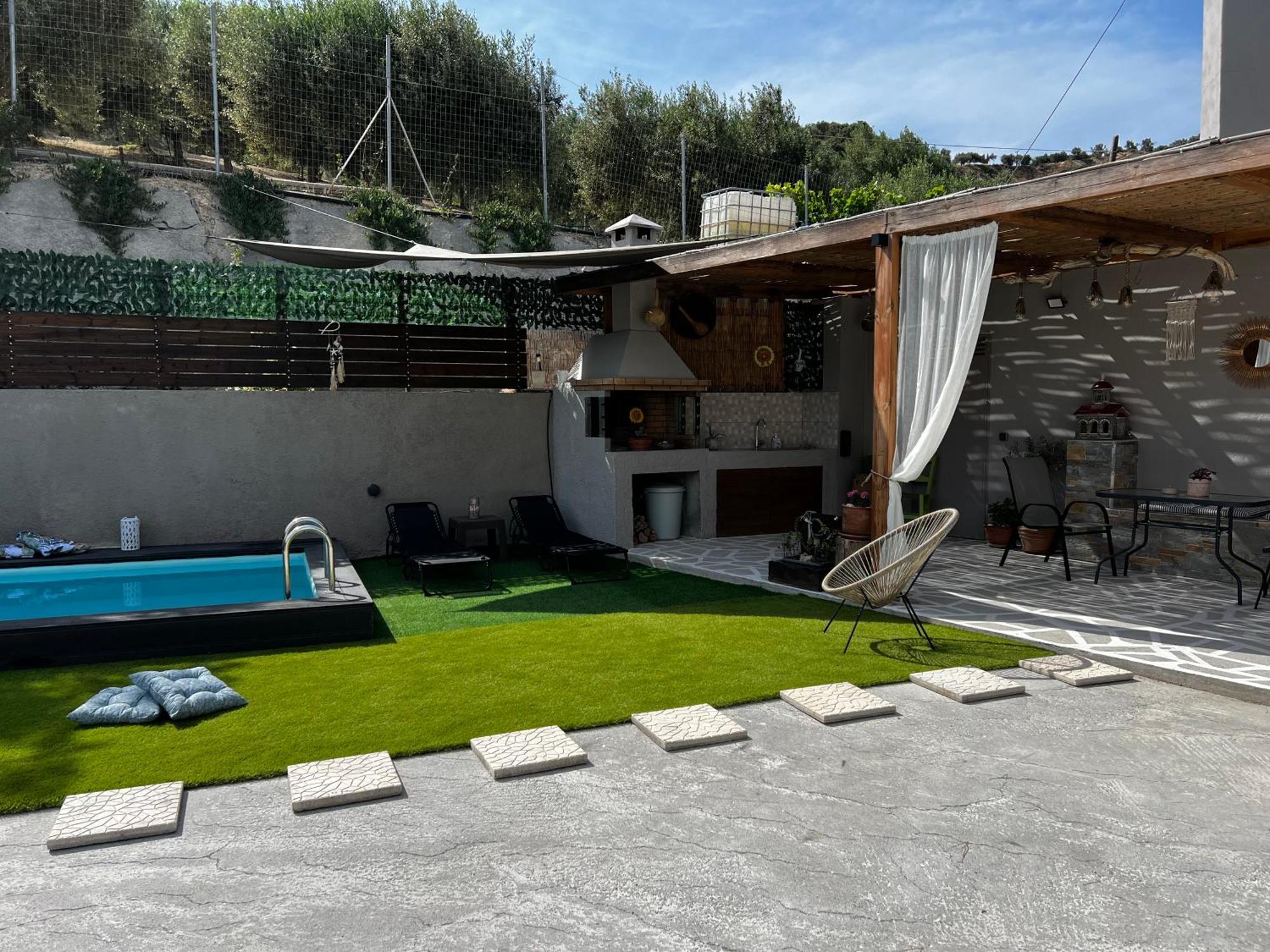 Natural House With Pool & Private Parking Holiday home *