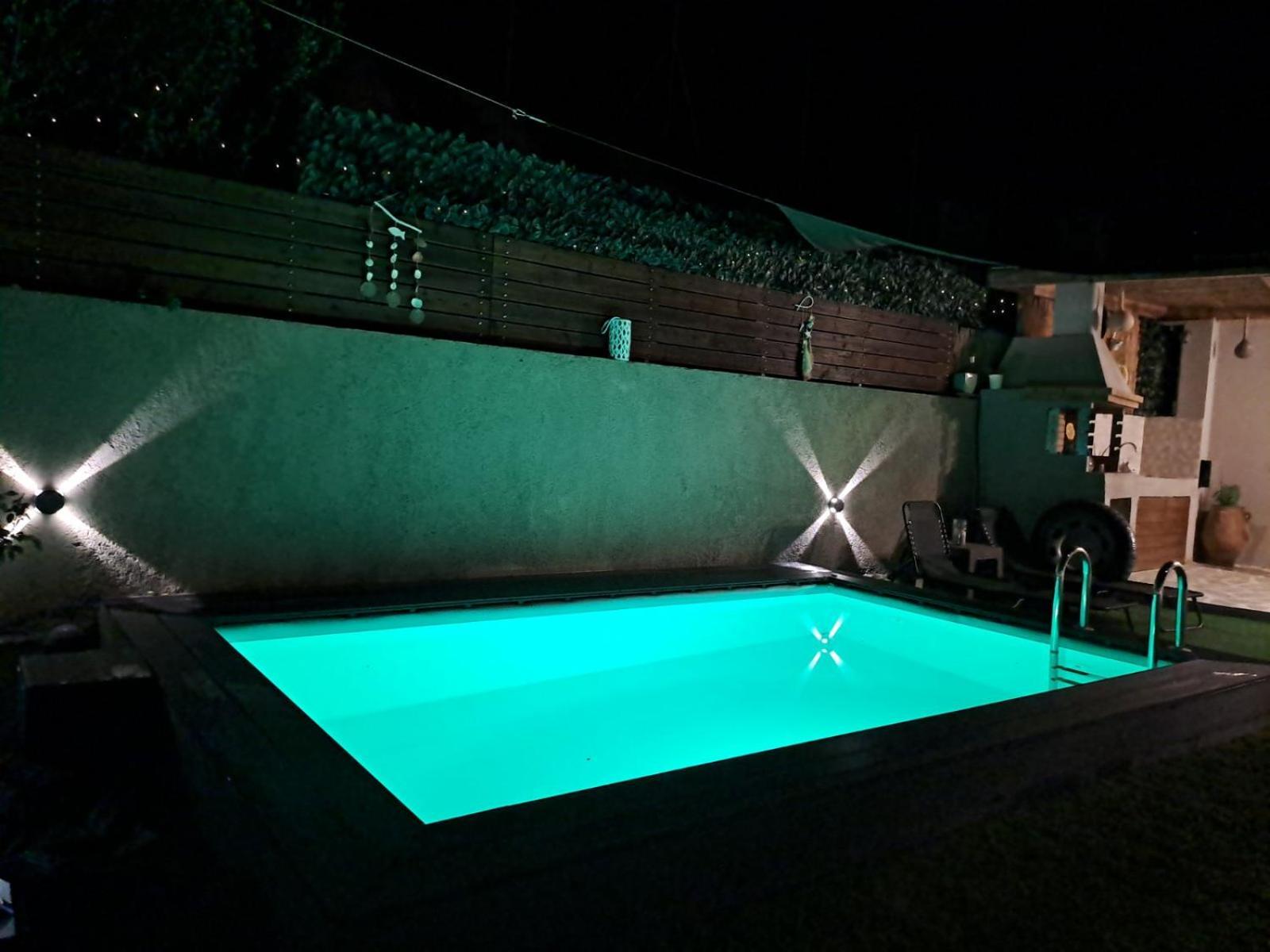 Natural House With Pool & Private Parking Holiday home *