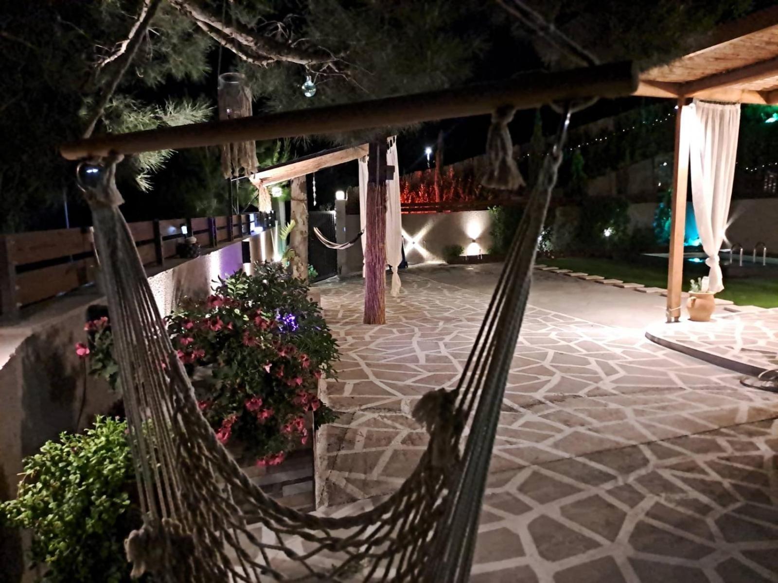 Natural House With Pool & Private Parking *